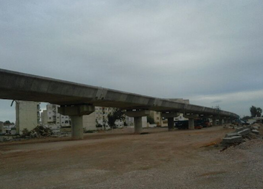 PONT DANS LA QUARTIER DE HELAL A TUNIS